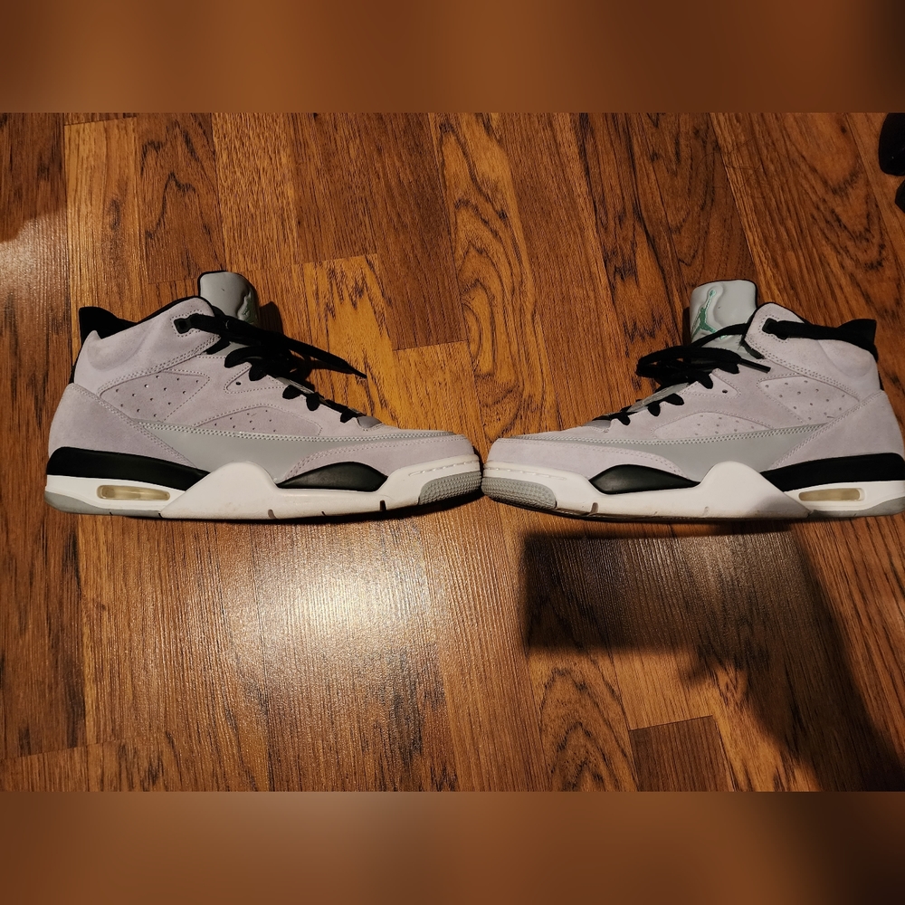 Jordan Son of Mars Low Wolf Grey